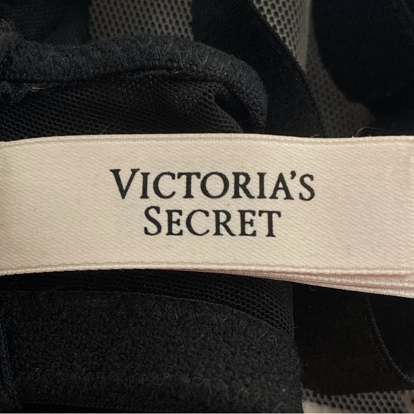 VS BLK/PNK Push-up Without Padding, 36DDD *P1001 - Picture 7 of 9
